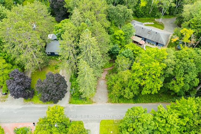 Photo 2 of 375 Lorne Street, Gravenhurst, Muskoka (S) — HOMEH