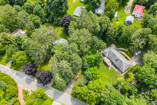 Photo 12 of 375 Lorne Street, Gravenhurst, Muskoka (S) — HOMEH