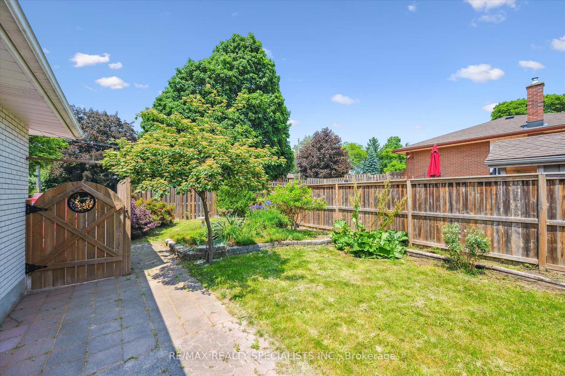 Photo 42 of 60 Kenwood Crescent, Guelph, Downtown — HOMEH