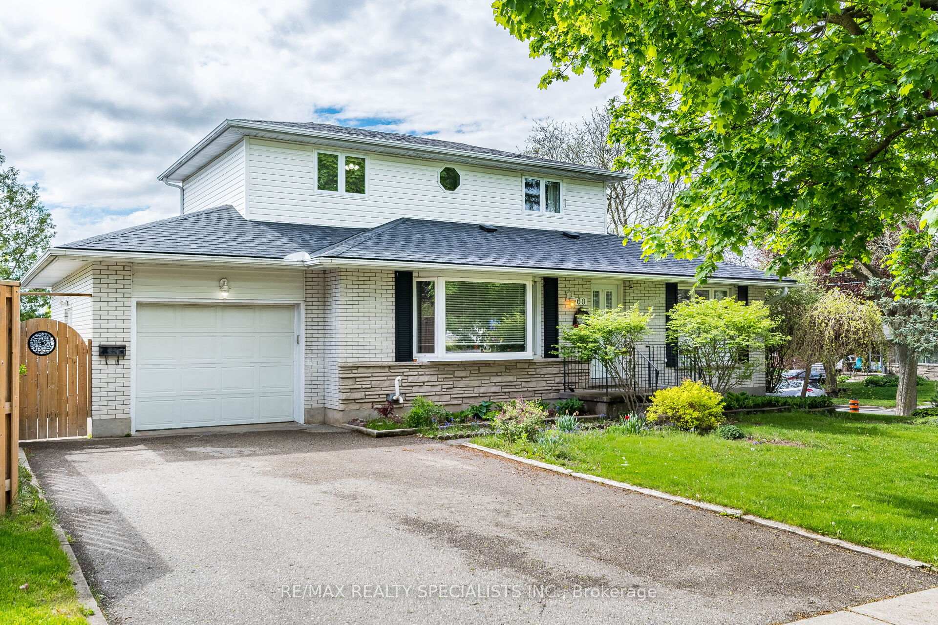 Photo 46 of 60 Kenwood Crescent, Guelph, Downtown — HOMEH