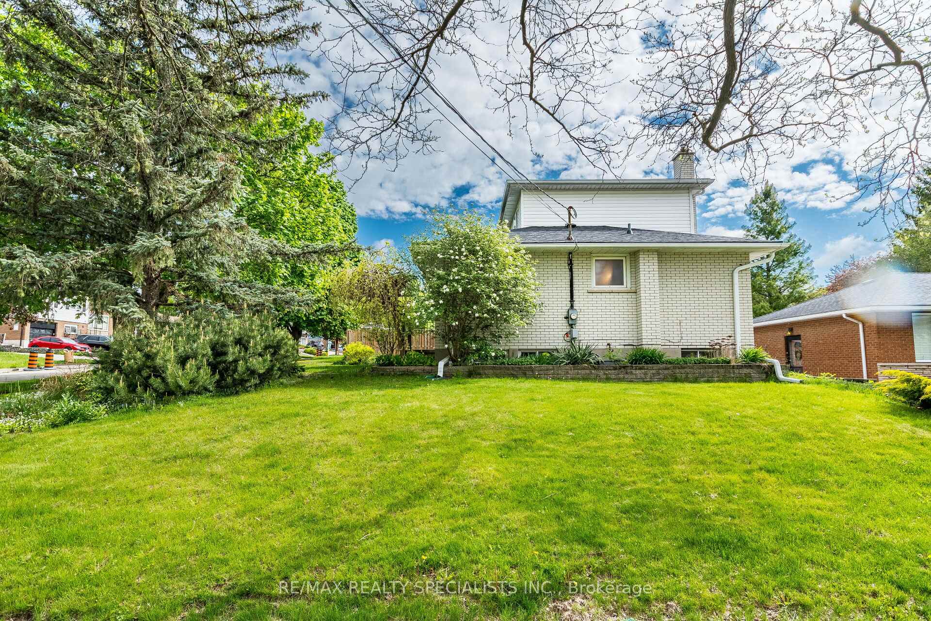Photo 47 of 60 Kenwood Crescent, Guelph, Downtown — HOMEH