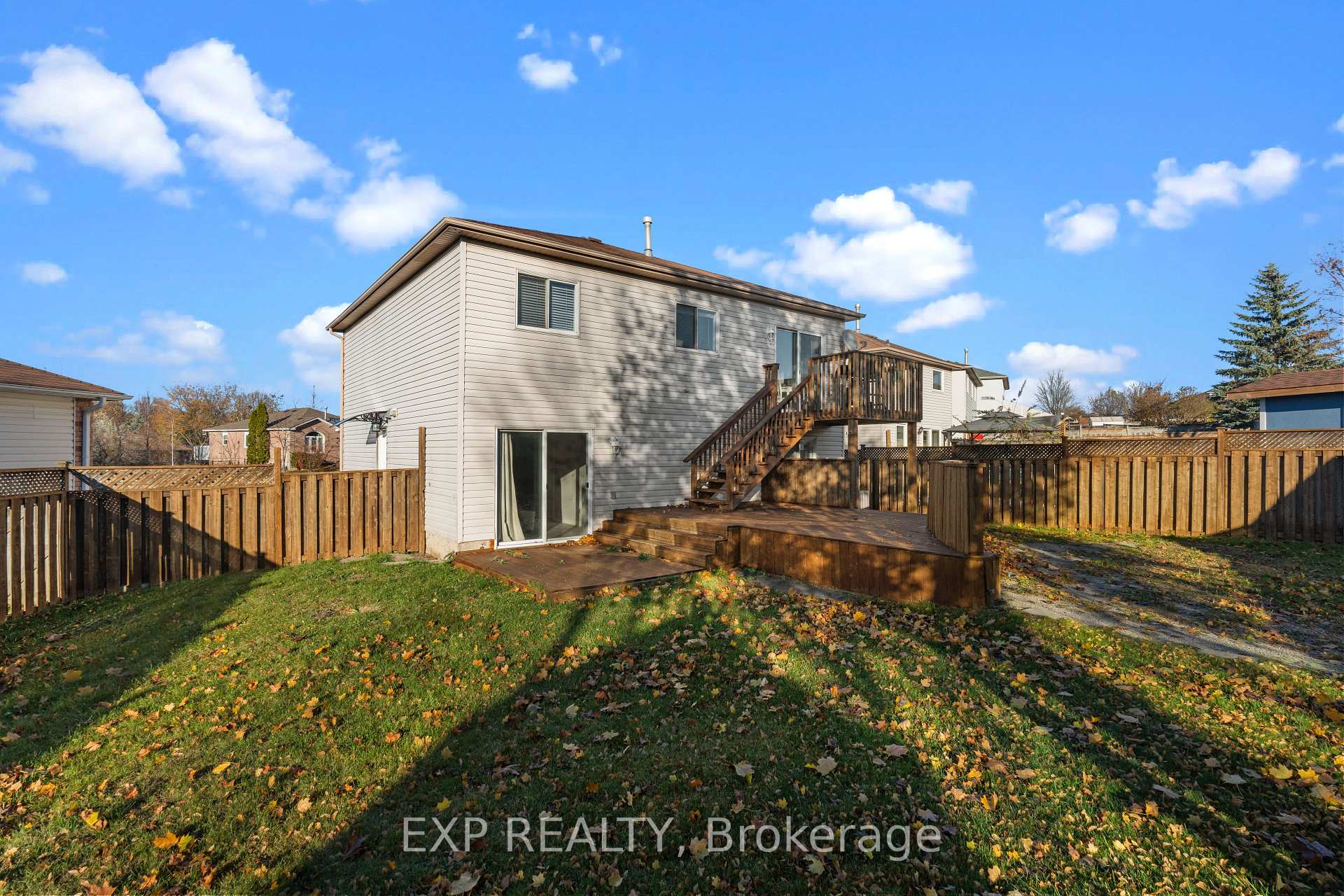 Photo 19 of 9 Waddington Crescent, Barrie, Holly — HOMEH