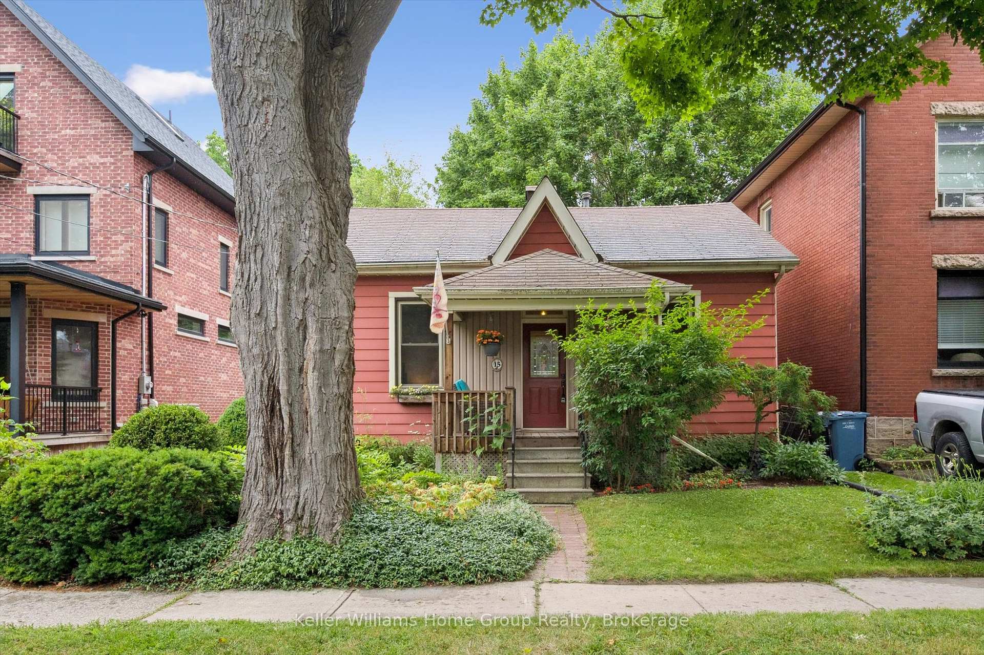 Photo 3 of 15 Tiffany Street W, Guelph, Exhibition Park — HOMEH