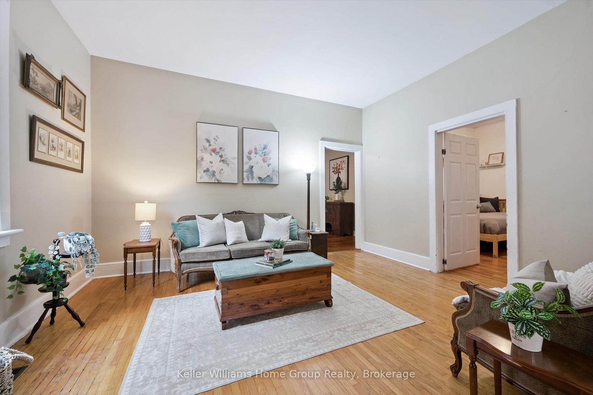 Photo 11 of 15 Tiffany Street W, Guelph, Exhibition Park — HOMEH