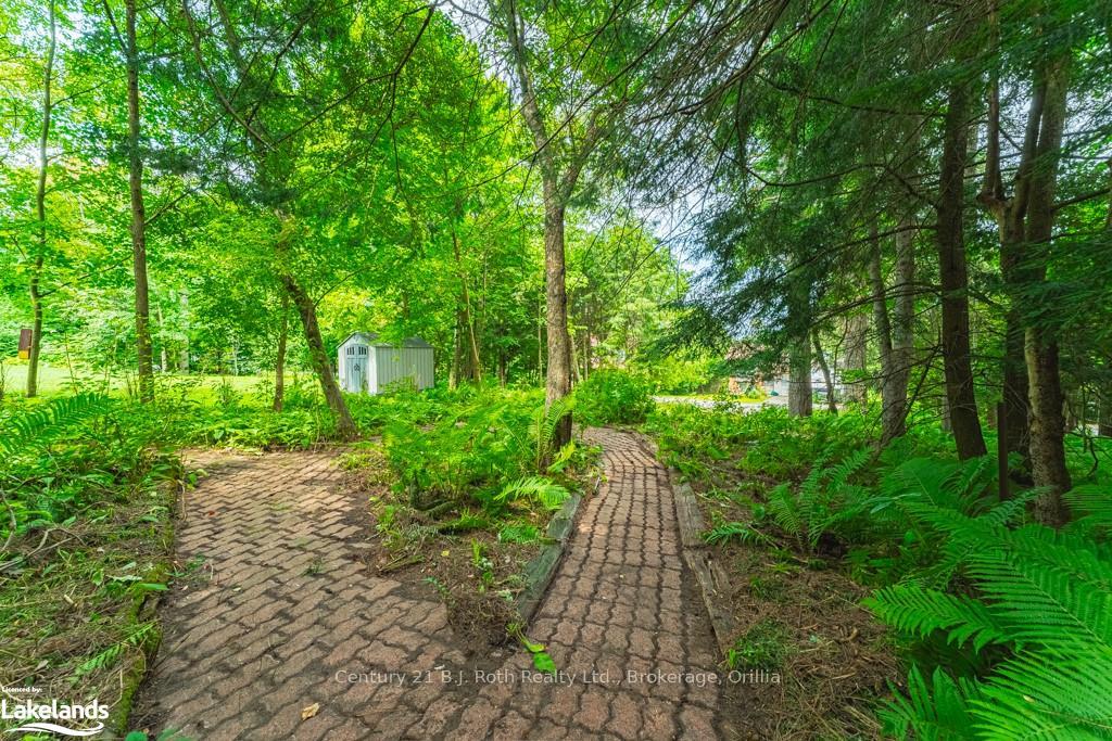 Photo 4 of 375 Lorne St Street, Gravenhurst, Muskoka (S) — HOMEH
