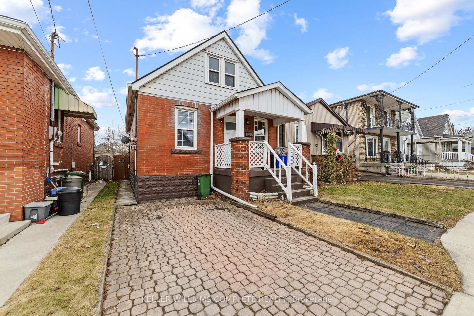 Photo 7 of 138 Albany Avenue, Hamilton, Homeside — HOMEH