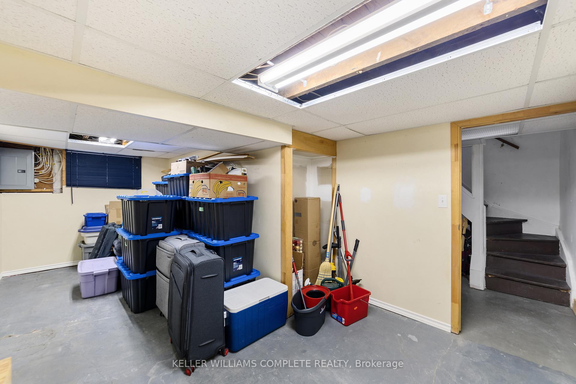 Photo 18 of 138 Albany Avenue, Hamilton, Homeside — HOMEH