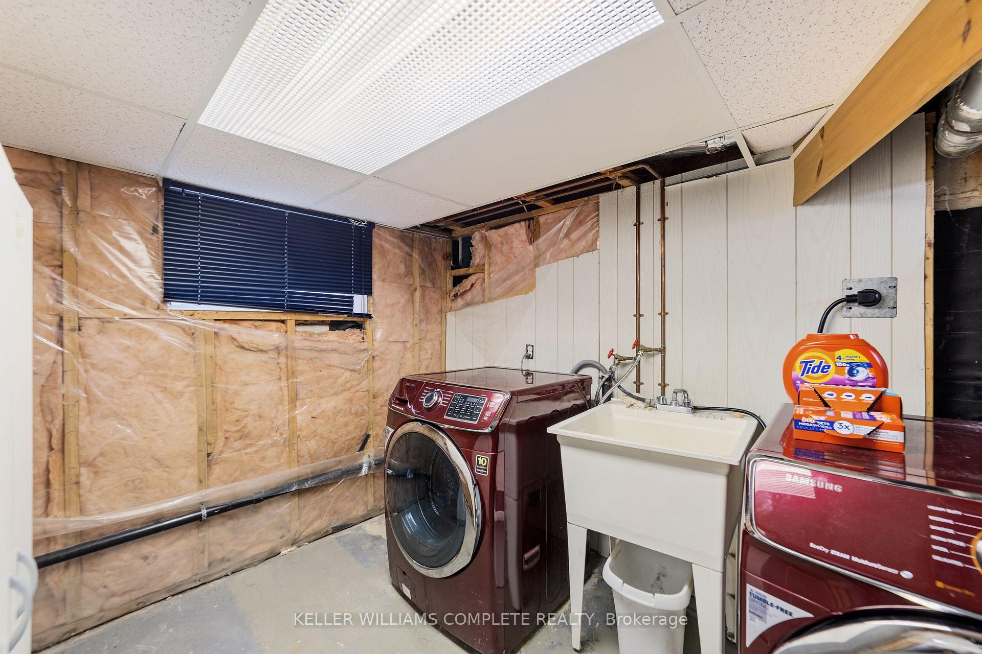Photo 22 of 138 Albany Avenue, Hamilton, Homeside — HOMEH