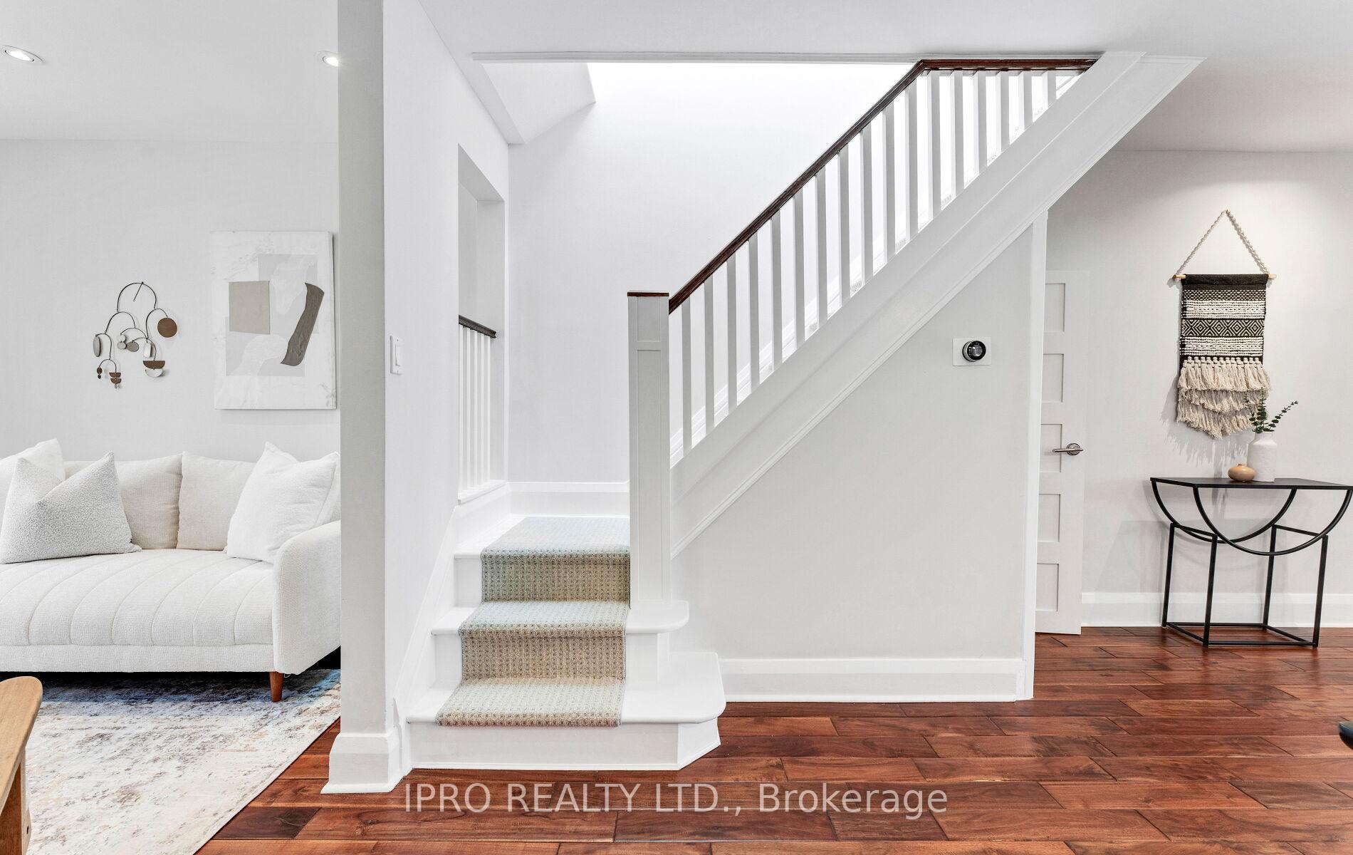 Photo 13 of 22 Lamb Avenue, Toronto, Greenwood-Coxwell — HOMEH