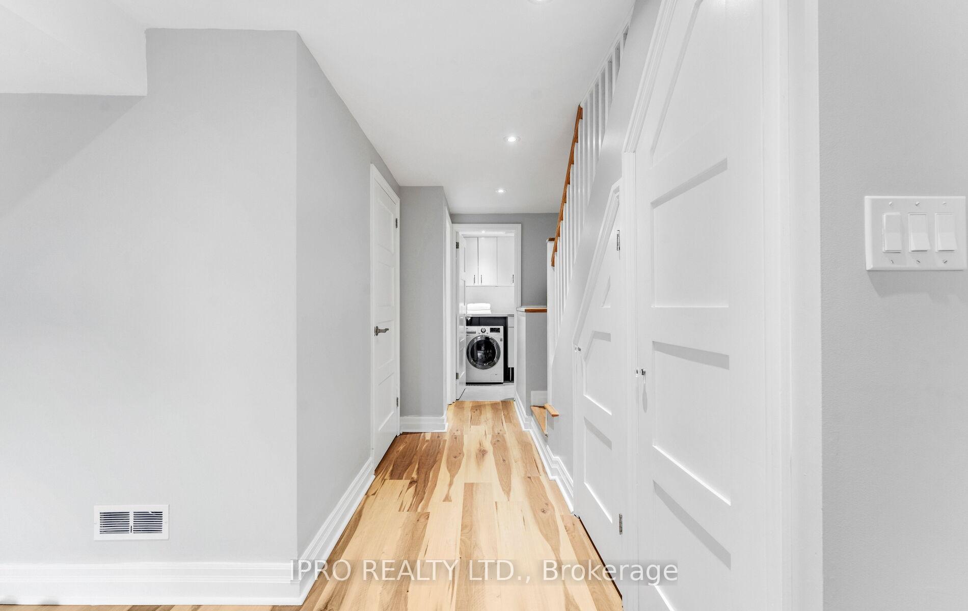 Photo 32 of 22 Lamb Avenue, Toronto, Greenwood-Coxwell — HOMEH