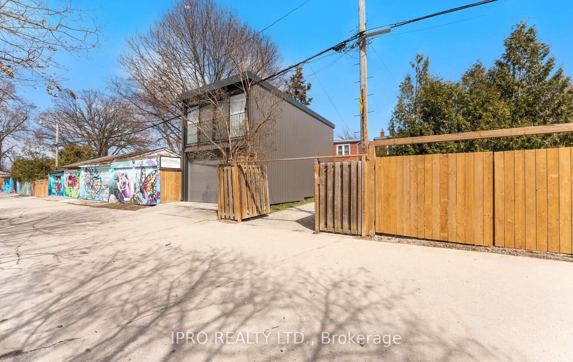 Photo 23 of 22 Lamb Avenue, Toronto, Greenwood-Coxwell — HOMEH