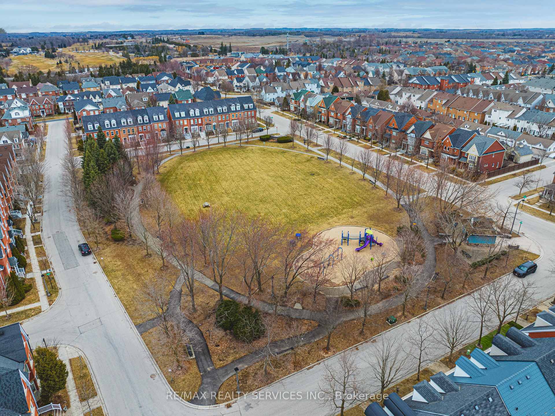 Photo 22 of 21 Muirfield Trail, Markham, Angus Glen — HOMEH