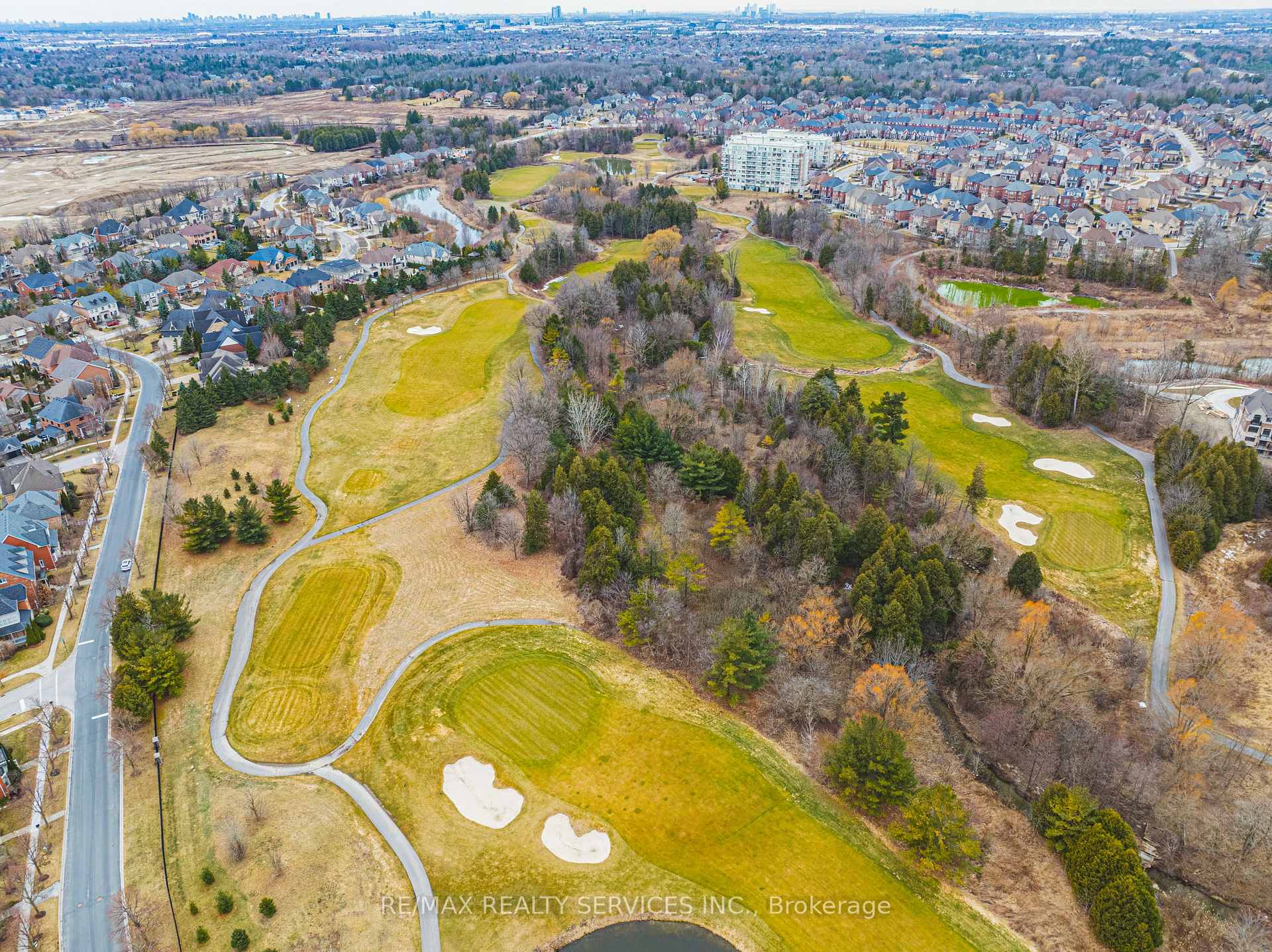 Photo 36 of 21 Muirfield Trail, Markham, Angus Glen — HOMEH