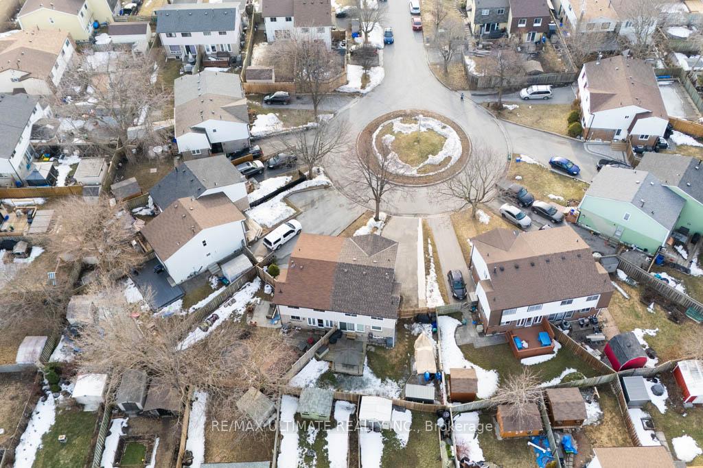 Photo 24 of 471 Neptune Court, Oshawa, Lakeview — HOMEH