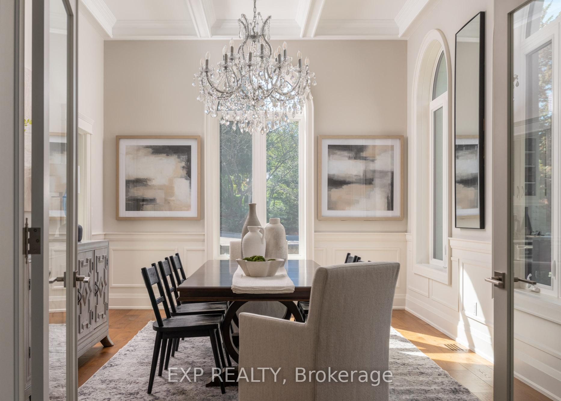 Photo 2 of 908 Bishop Place, Hamilton, Ancaster — HOMEH