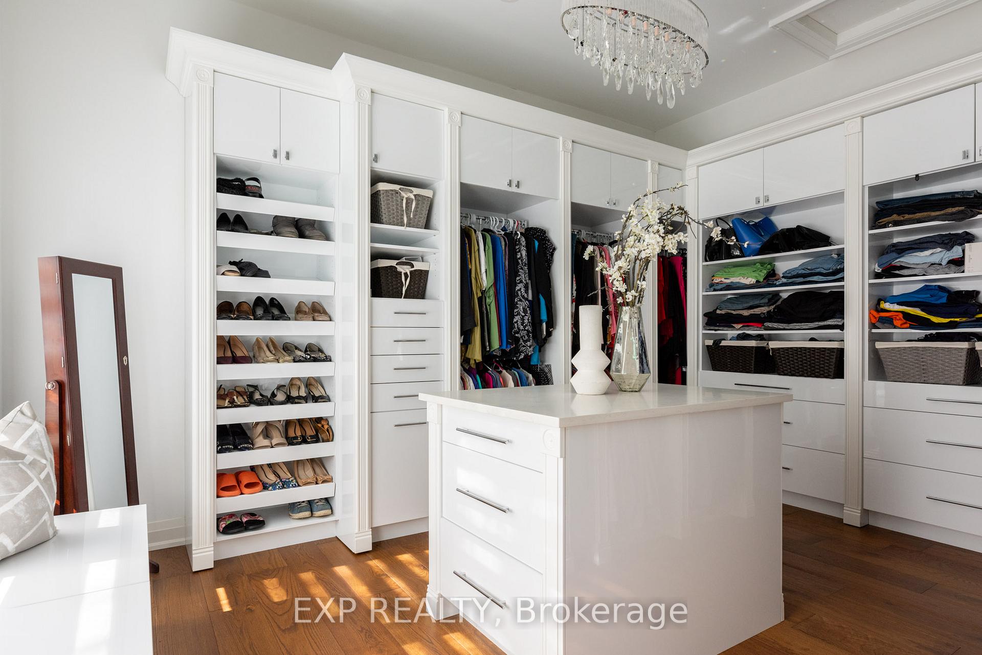 Photo 18 of 908 Bishop Place, Hamilton, Ancaster — HOMEH