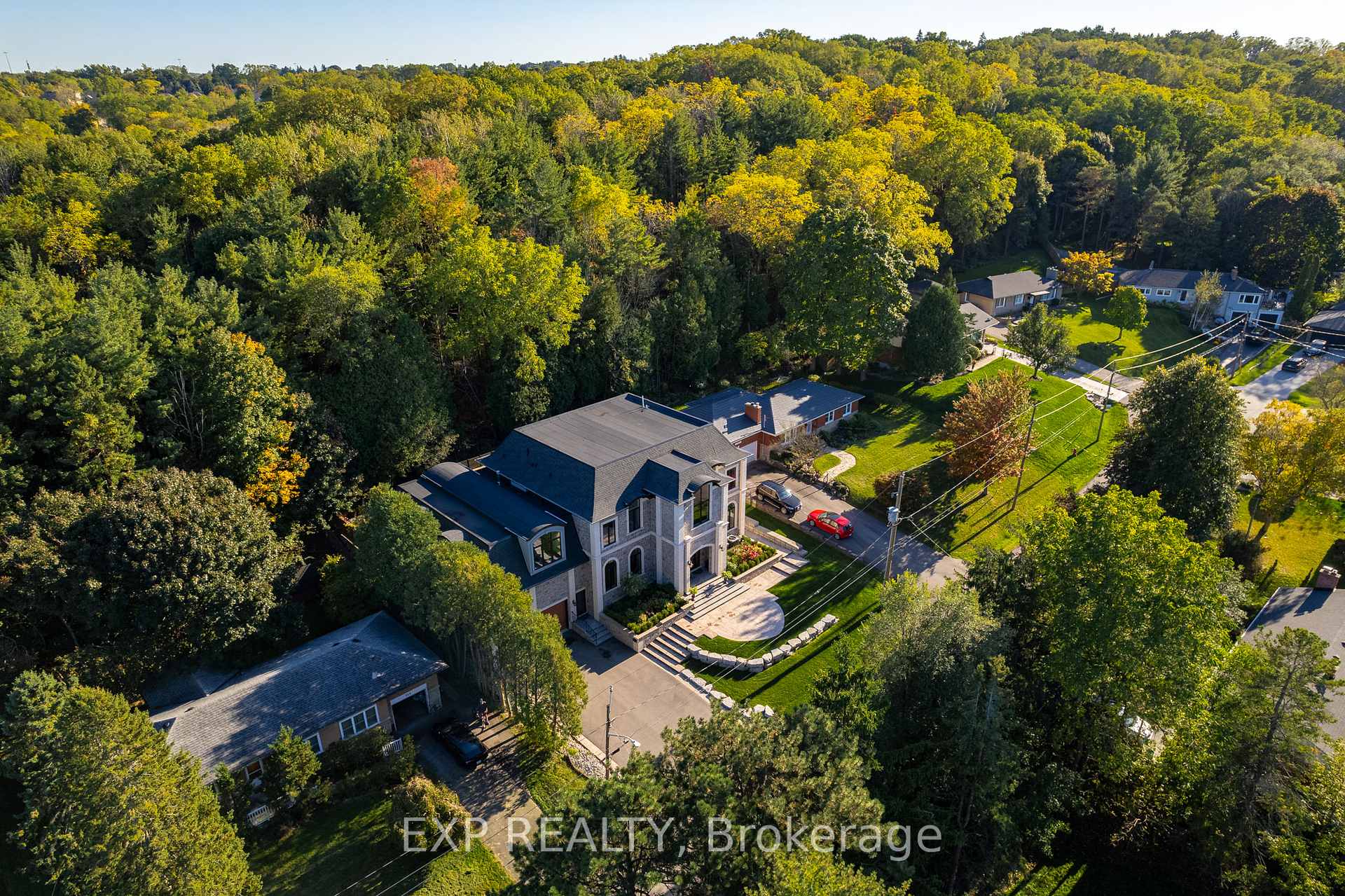 Photo 36 of 908 Bishop Place, Hamilton, Ancaster — HOMEH