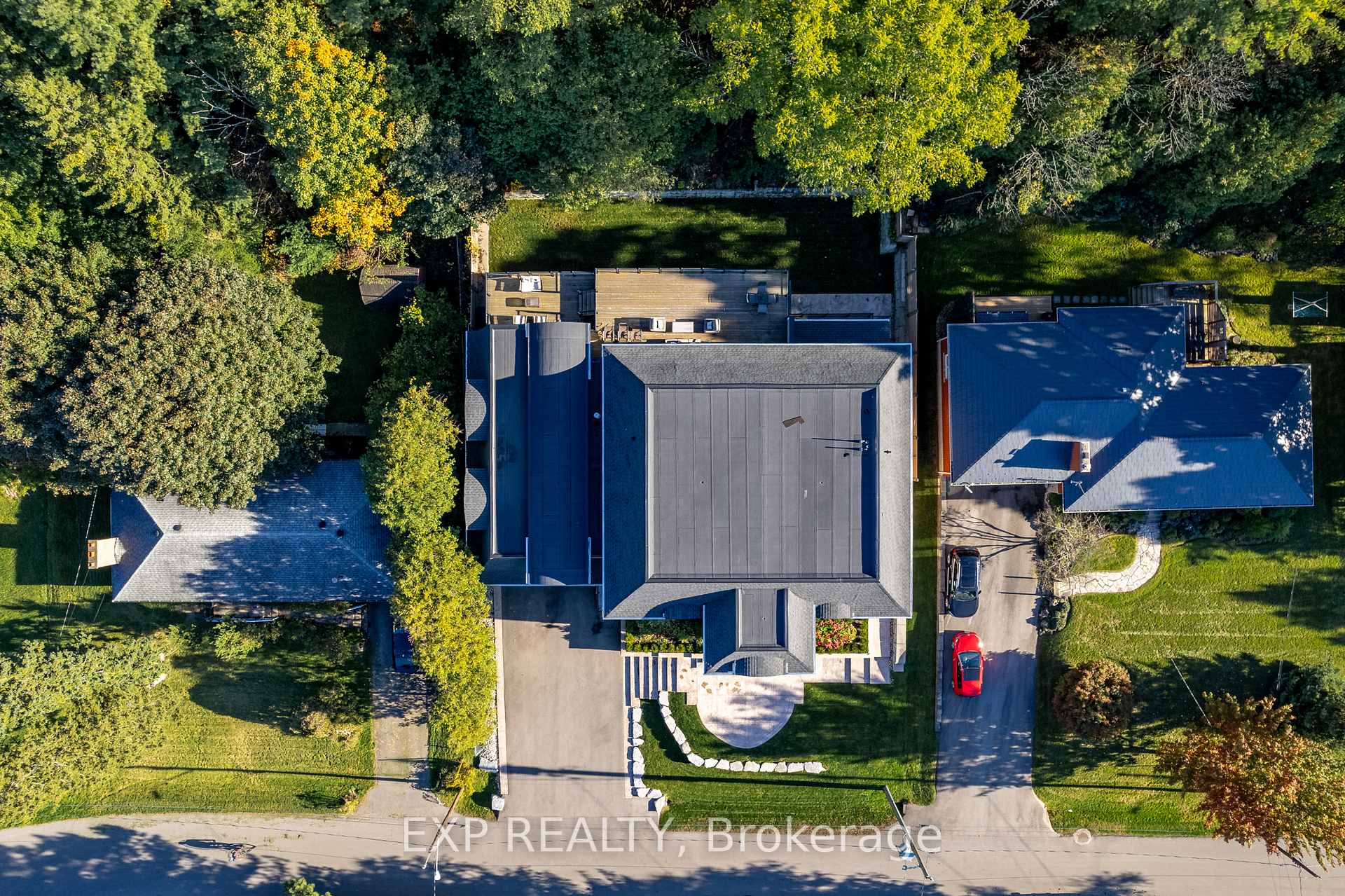Photo 40 of 908 Bishop Place, Hamilton, Ancaster — HOMEH