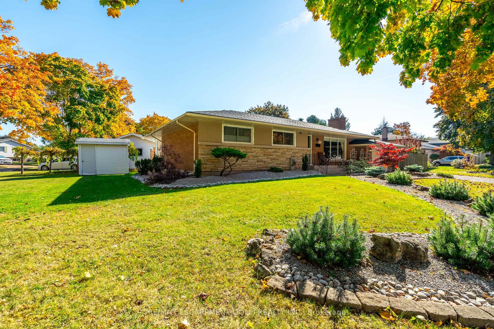 Photo 10 of 72 Richlieu Drive, St. Catharines, Bunting/Linwell — HOMEH