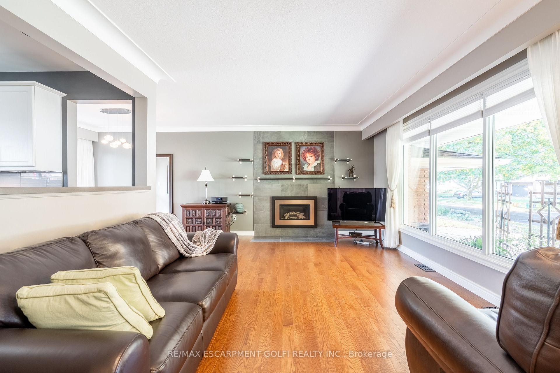 Photo 18 of 72 Richlieu Drive, St. Catharines, Bunting/Linwell — HOMEH