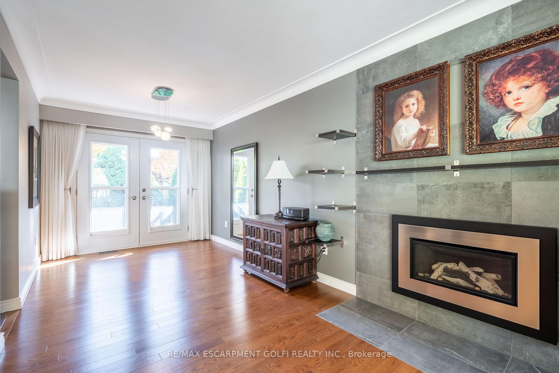 Photo 4 of 72 Richlieu Drive, St. Catharines, Bunting/Linwell — HOMEH