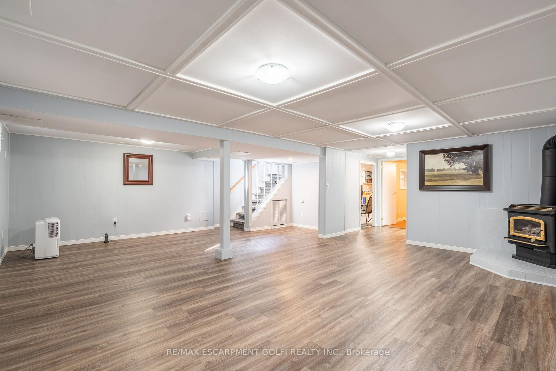 Photo 20 of 72 Richlieu Drive, St. Catharines, Bunting/Linwell — HOMEH
