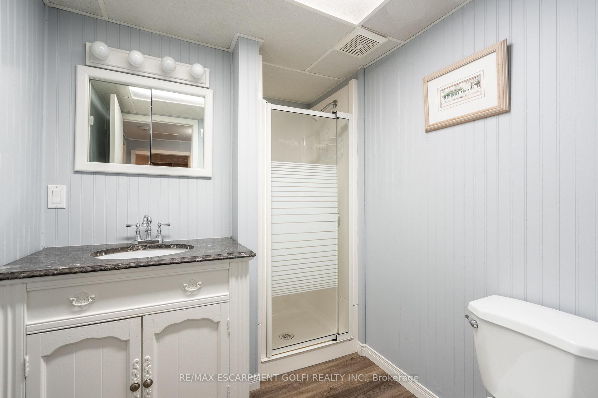 Photo 39 of 72 Richlieu Drive, St. Catharines, Bunting/Linwell — HOMEH