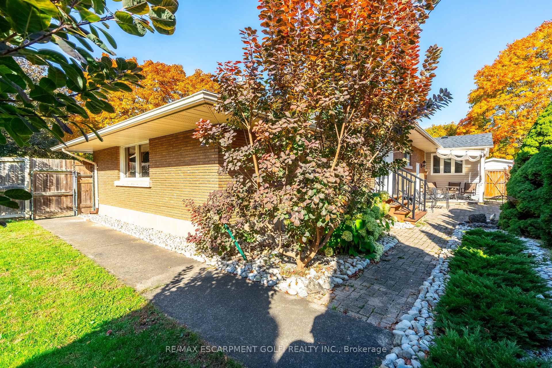 Photo 28 of 72 Richlieu Drive, St. Catharines, Bunting/Linwell — HOMEH