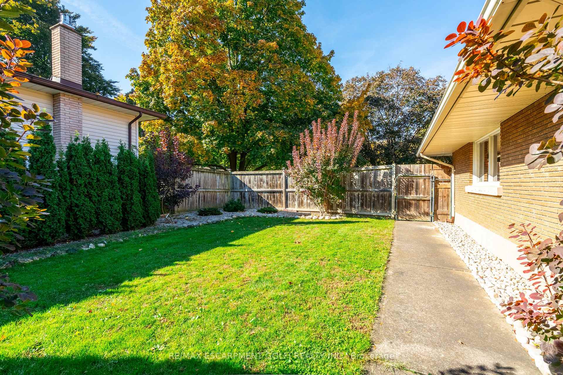 Photo 26 of 72 Richlieu Drive, St. Catharines, Bunting/Linwell — HOMEH
