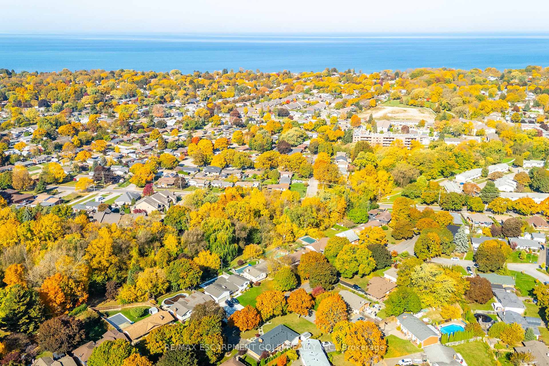 Photo 36 of 72 Richlieu Drive, St. Catharines, Bunting/Linwell — HOMEH