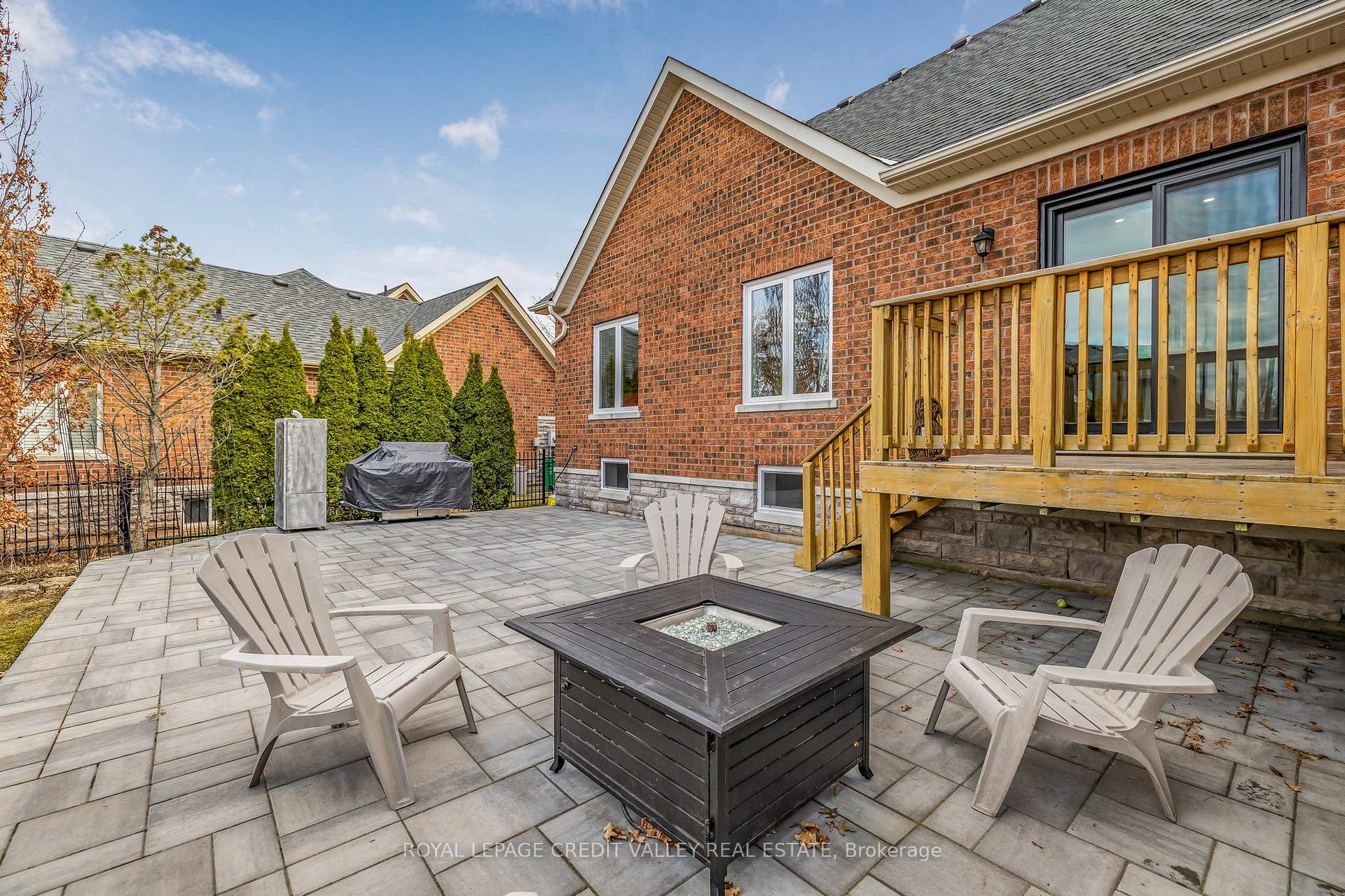 Photo 45 of 69 North Riverdale Drive, Caledon, Inglewood — HOMEH
