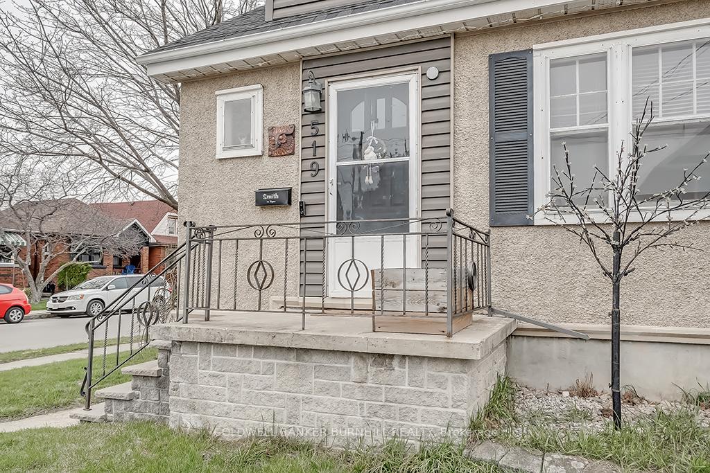 Photo 2 of 519 Roxborough Avenue, Hamilton, Homeside — HOMEH