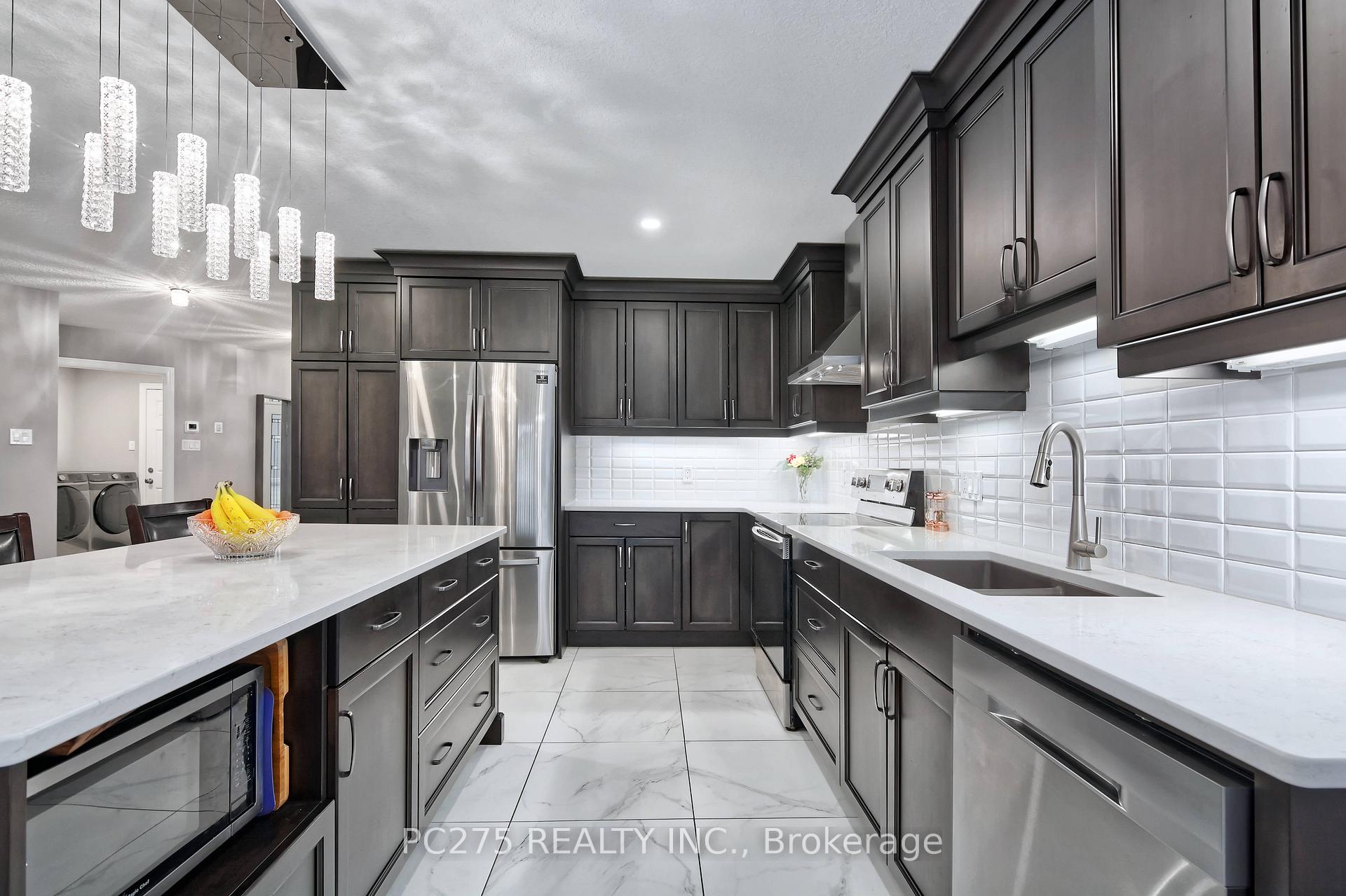 Photo 10 of 18 Valderrama Lane, St. Thomas — HOMEH