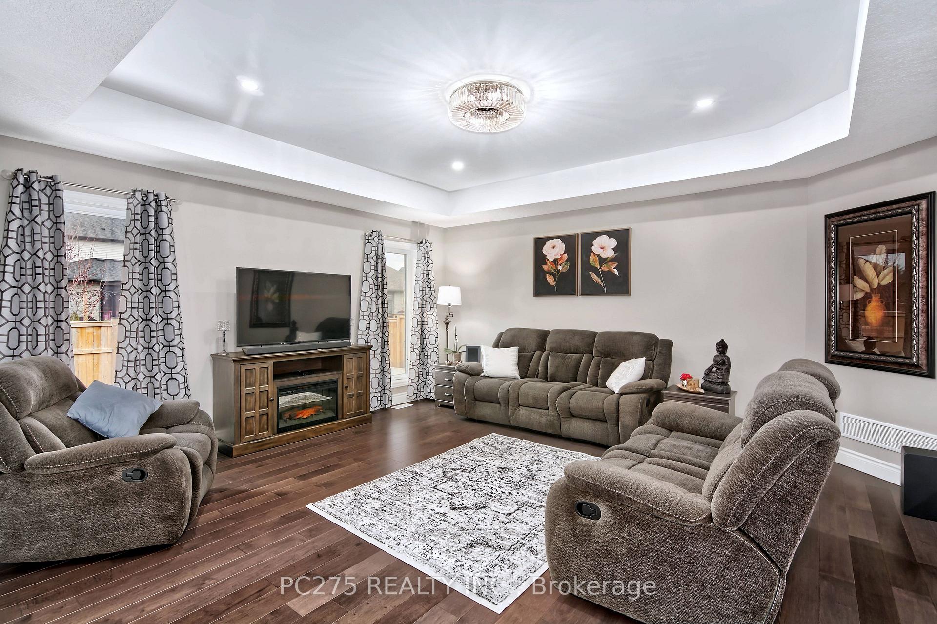 Photo 23 of 18 Valderrama Lane, St. Thomas — HOMEH
