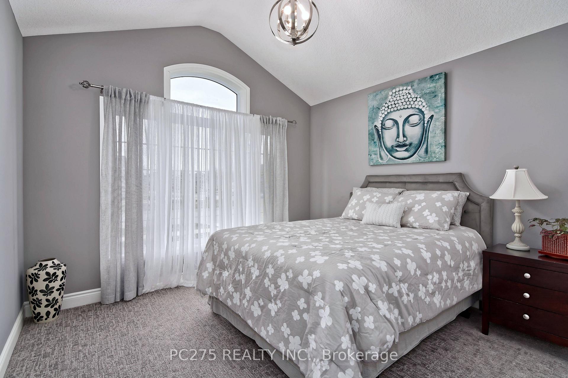 Photo 8 of 18 Valderrama Lane, St. Thomas — HOMEH