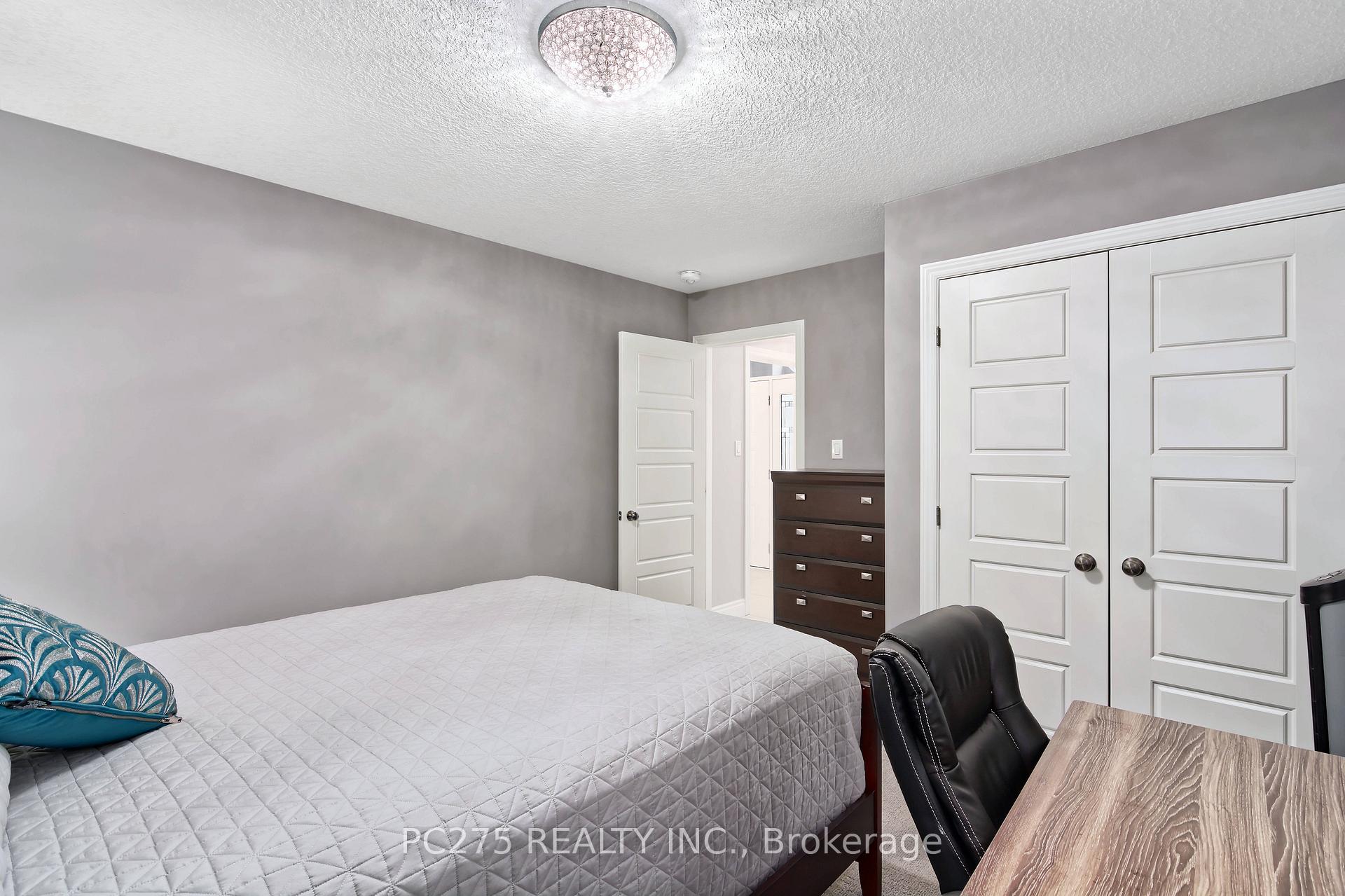 Photo 11 of 18 Valderrama Lane, St. Thomas — HOMEH