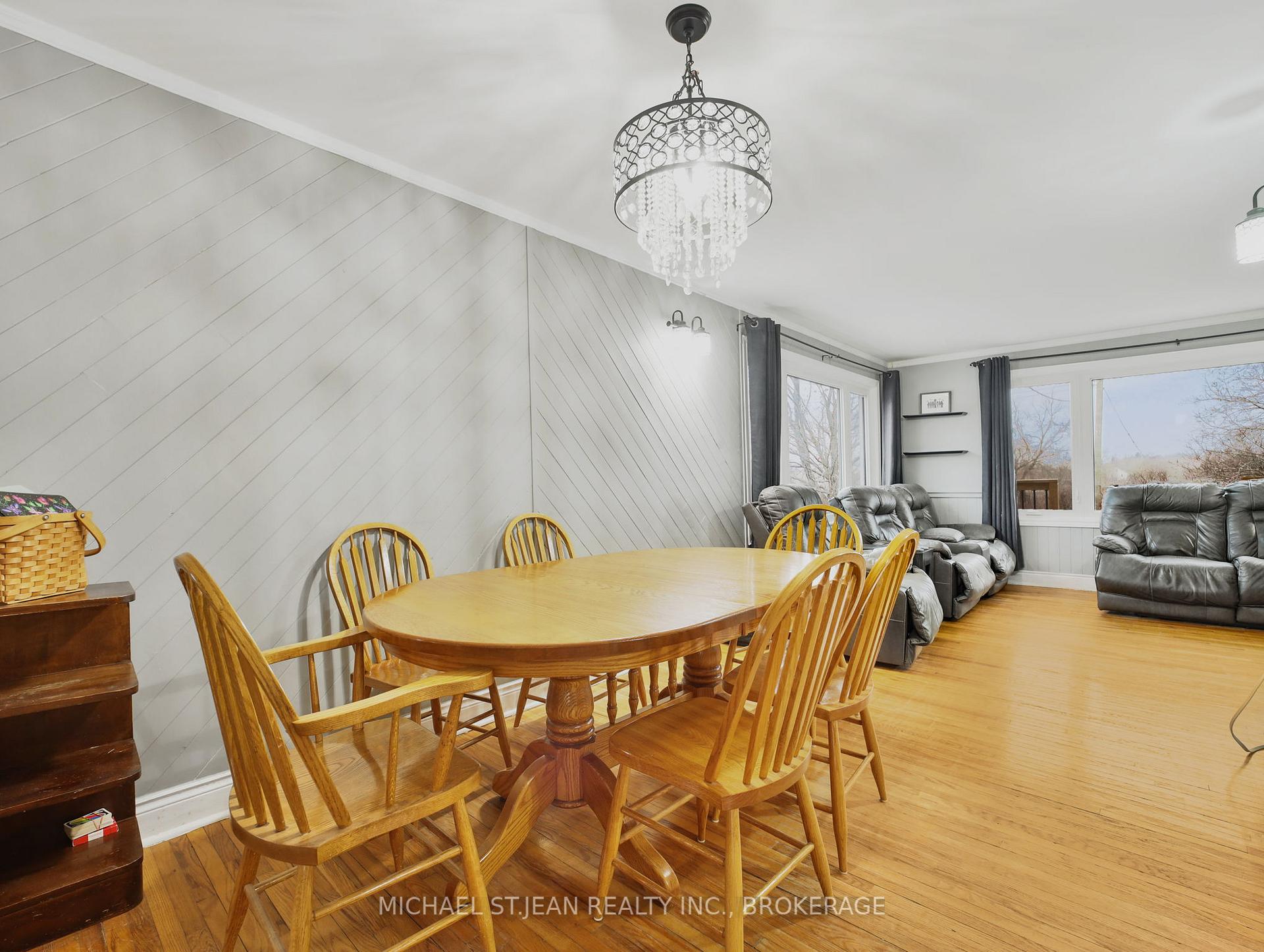 Photo 6 of 1431 Conc 2 Townsend Road, Norfolk, Wilsonville — HOMEH