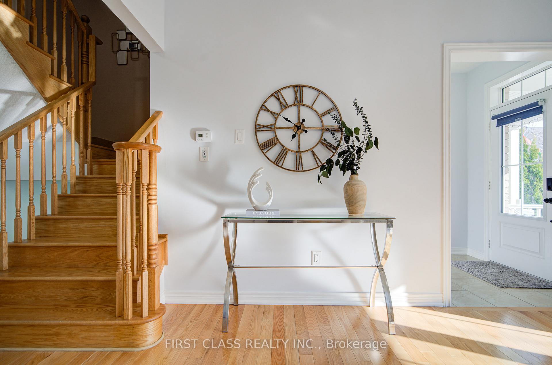 Photo 4 of 126 Cornwall Drive, Markham, Cornell — HOMEH