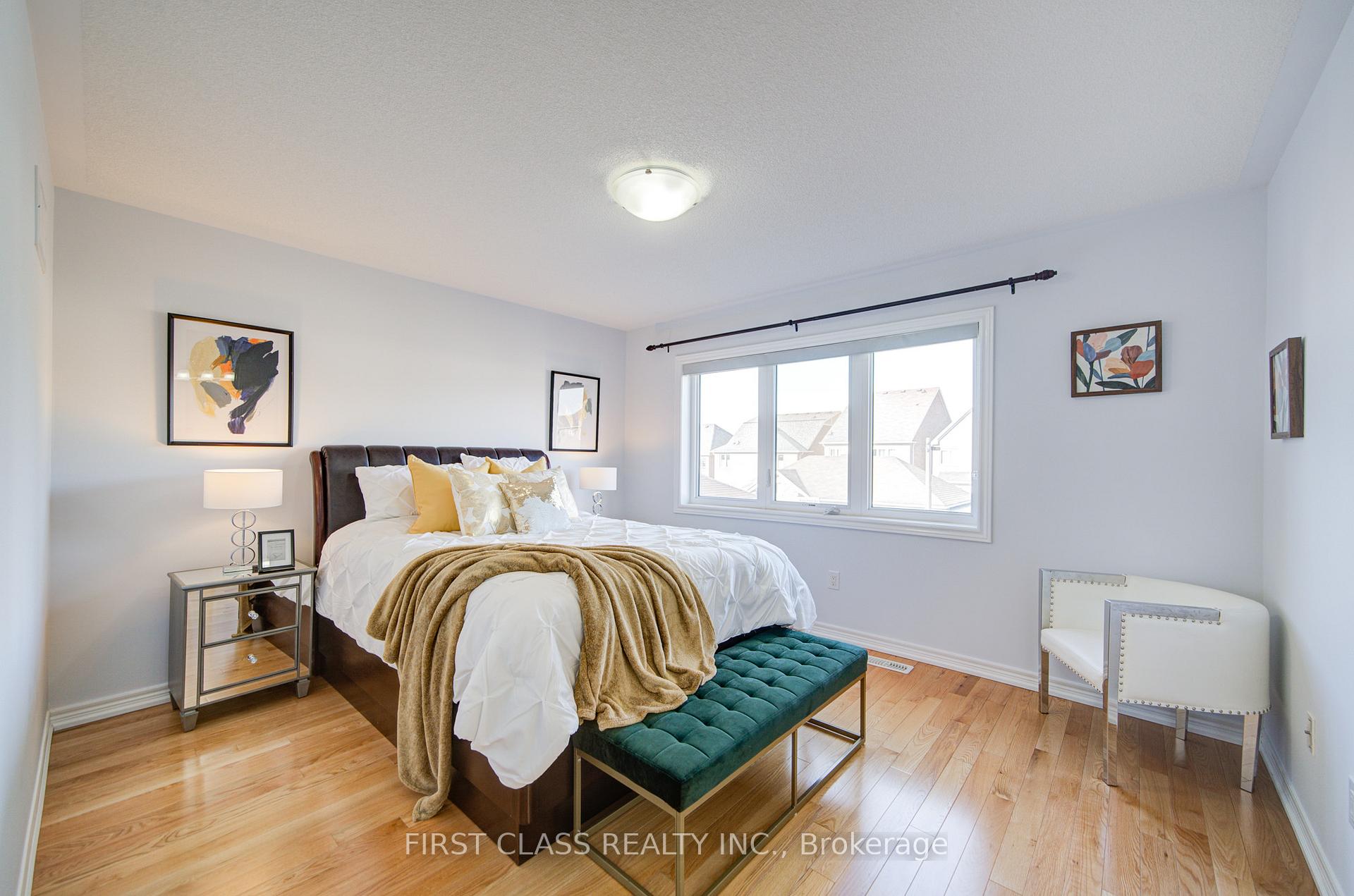 Photo 37 of 126 Cornwall Drive, Markham, Cornell — HOMEH