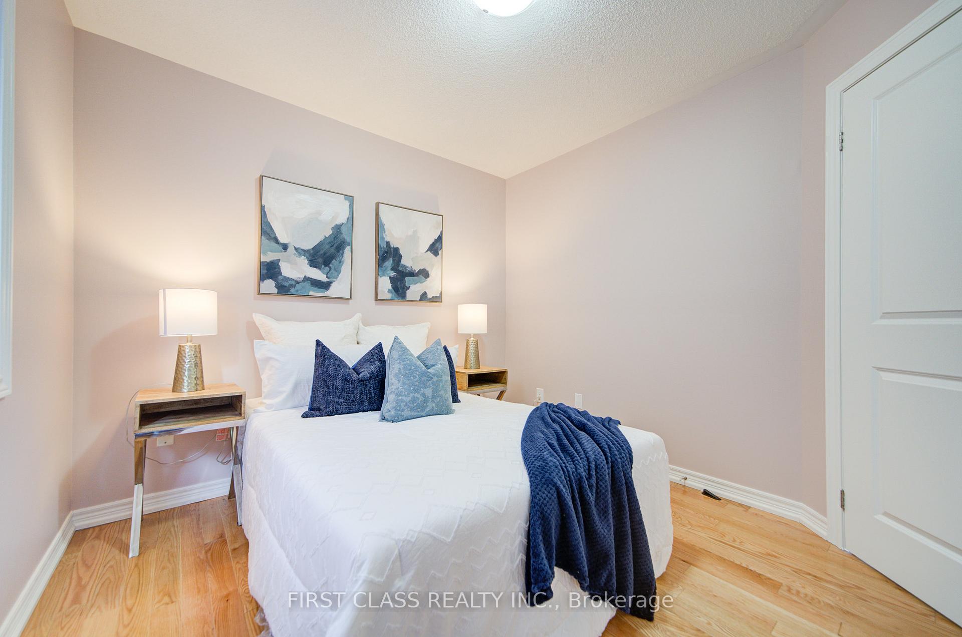 Photo 31 of 126 Cornwall Drive, Markham, Cornell — HOMEH