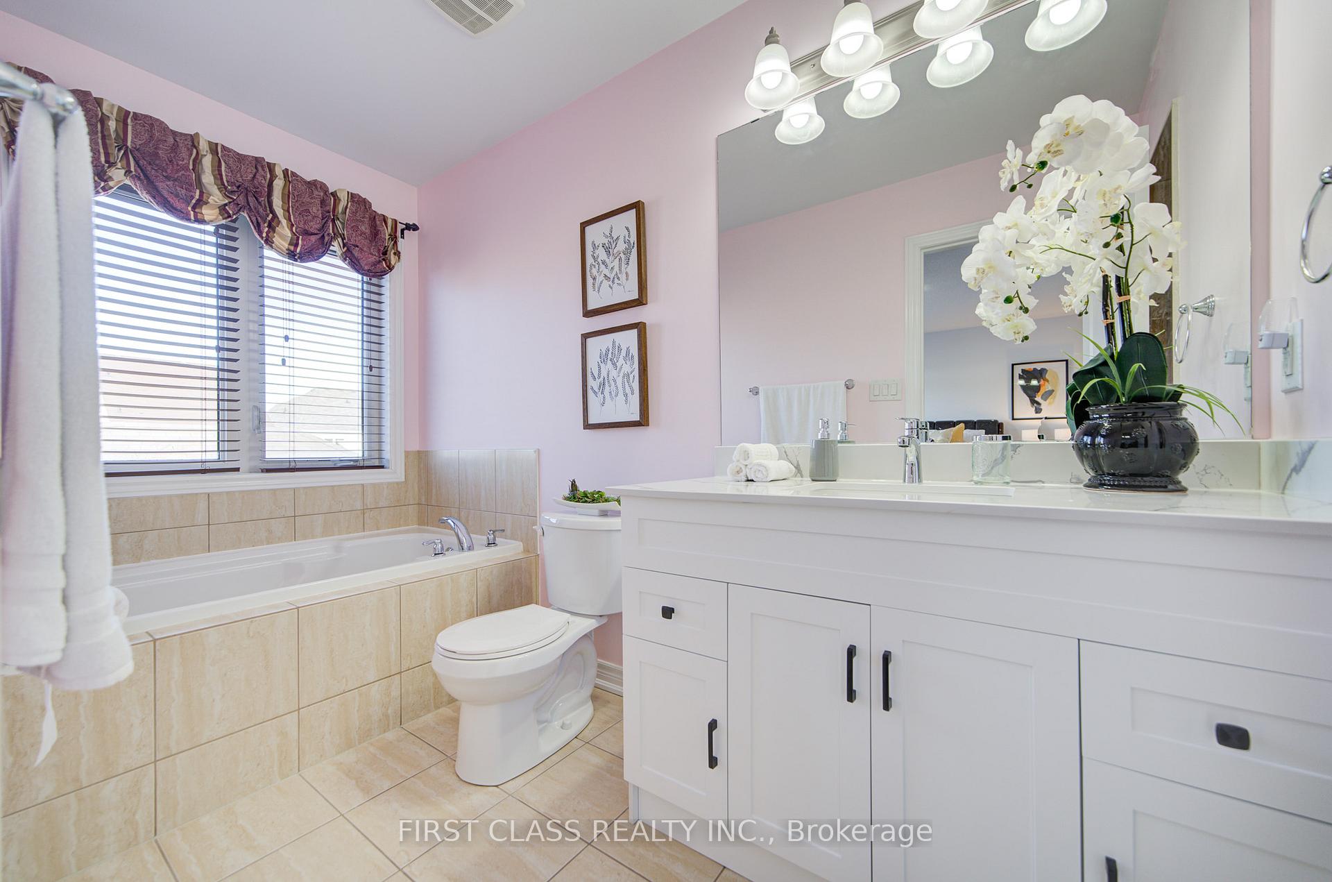 Photo 33 of 126 Cornwall Drive, Markham, Cornell — HOMEH