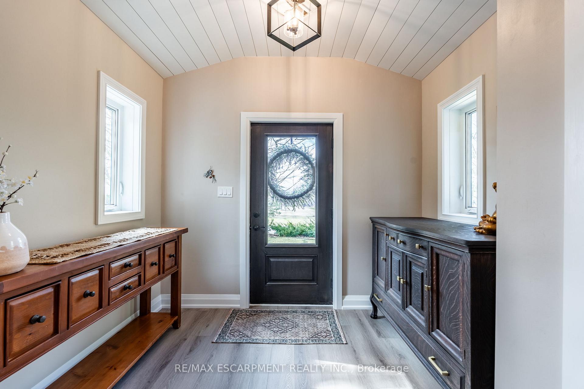 Photo 2 of 88 Concession 7 Road E, Hamilton, Rural Flamborough — HOMEH