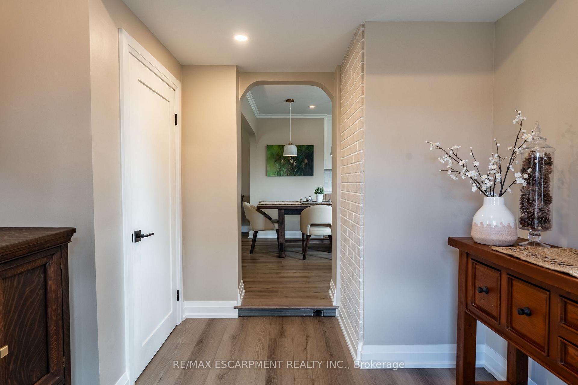 Photo 13 of 88 Concession 7 Road E, Hamilton, Rural Flamborough — HOMEH