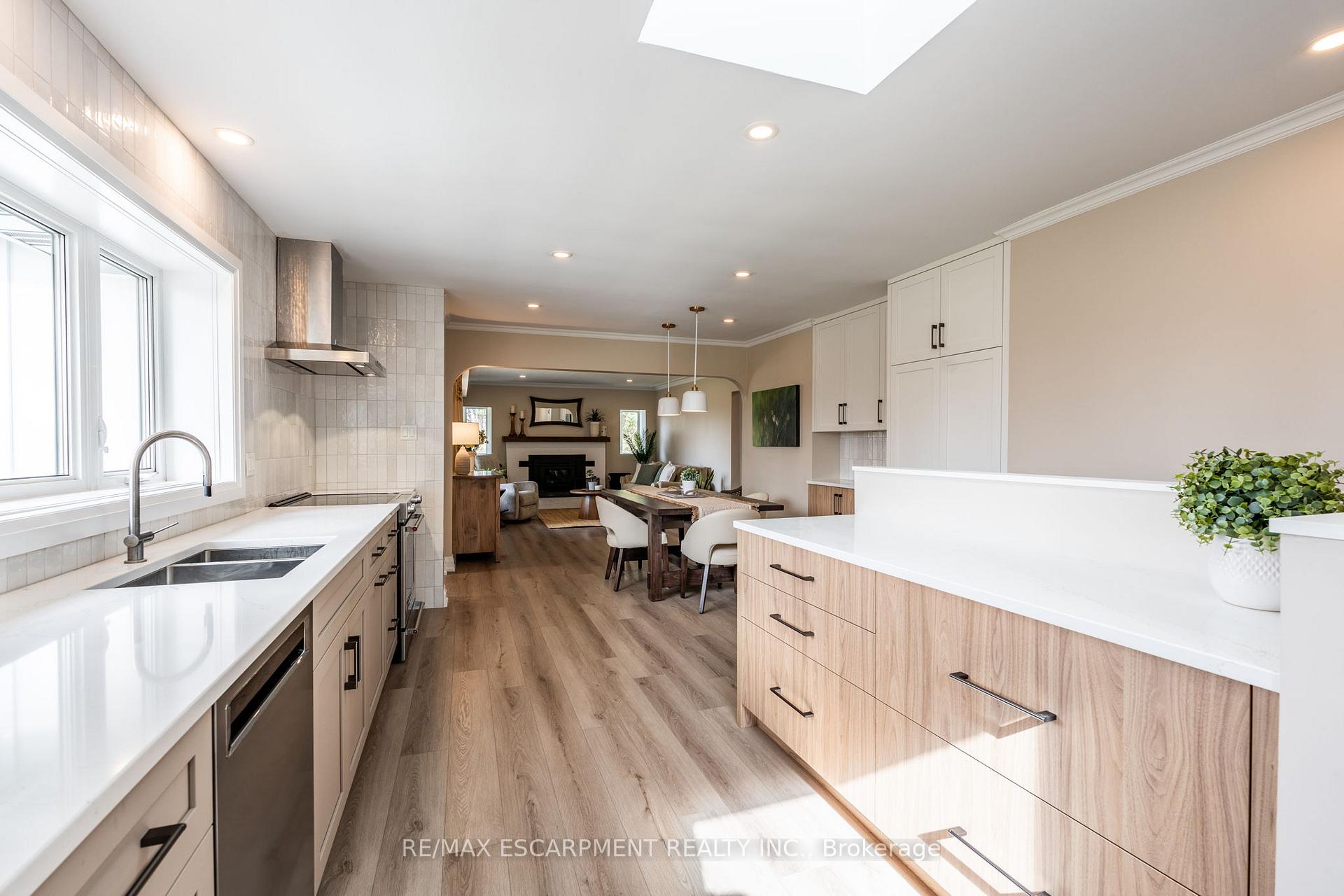 Photo 10 of 88 Concession 7 Road E, Hamilton, Rural Flamborough — HOMEH