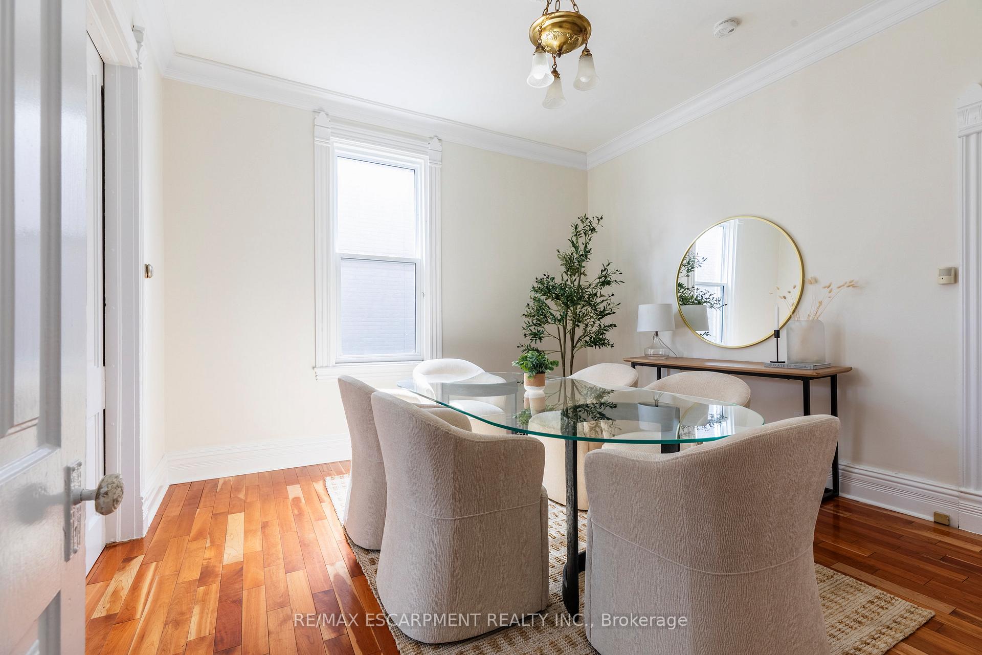 Photo 11 of 89 Crooks Street, Hamilton, Strathcona — HOMEH