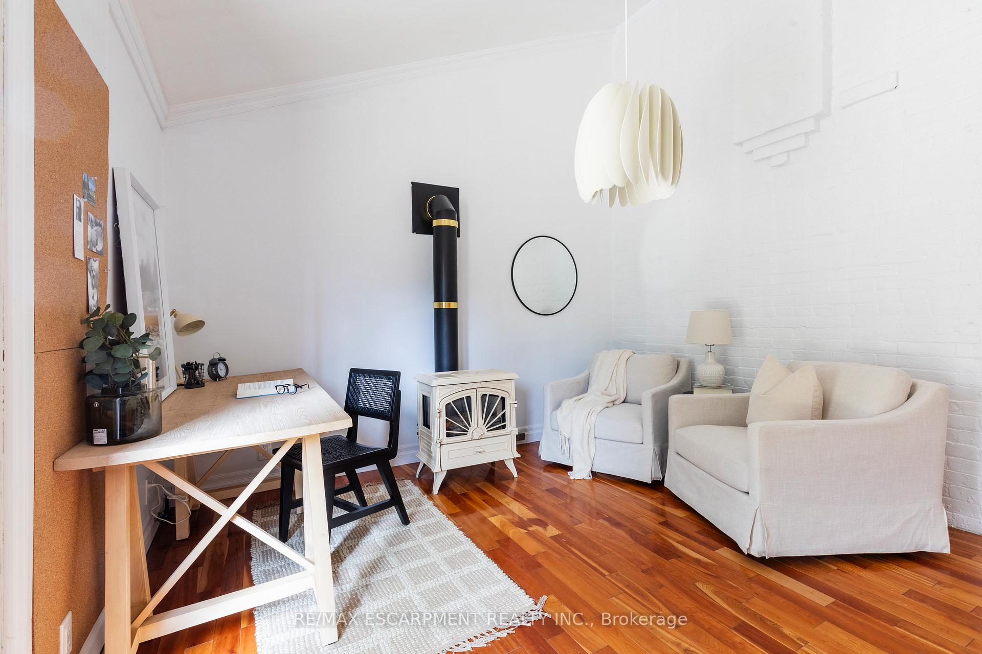 Photo 19 of 89 Crooks Street, Hamilton, Strathcona — HOMEH