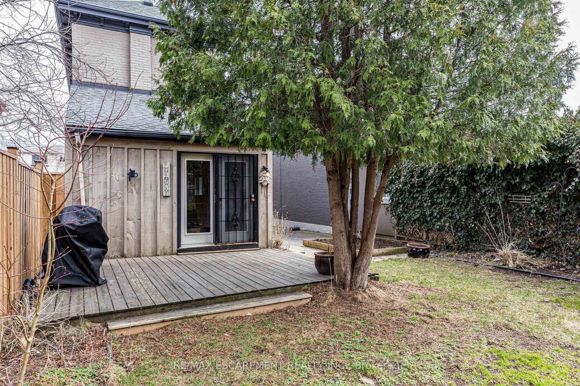 Photo 49 of 89 Crooks Street, Hamilton, Strathcona — HOMEH