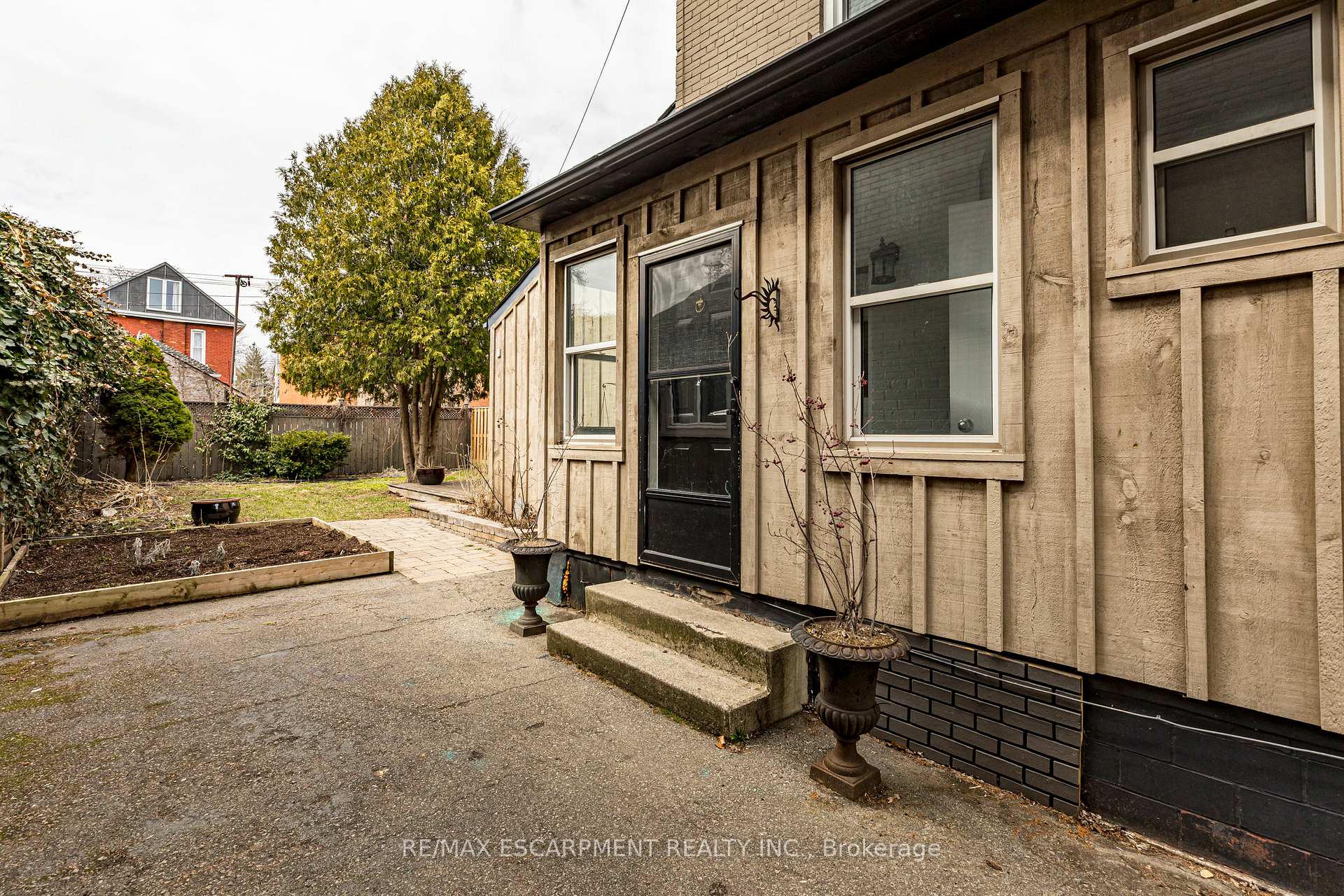 Photo 47 of 89 Crooks Street, Hamilton, Strathcona — HOMEH