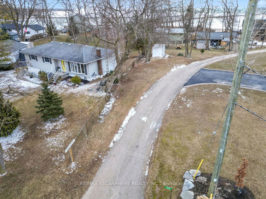 Photo 2 of 5 Harbour View Line, Haldimand — HOMEH