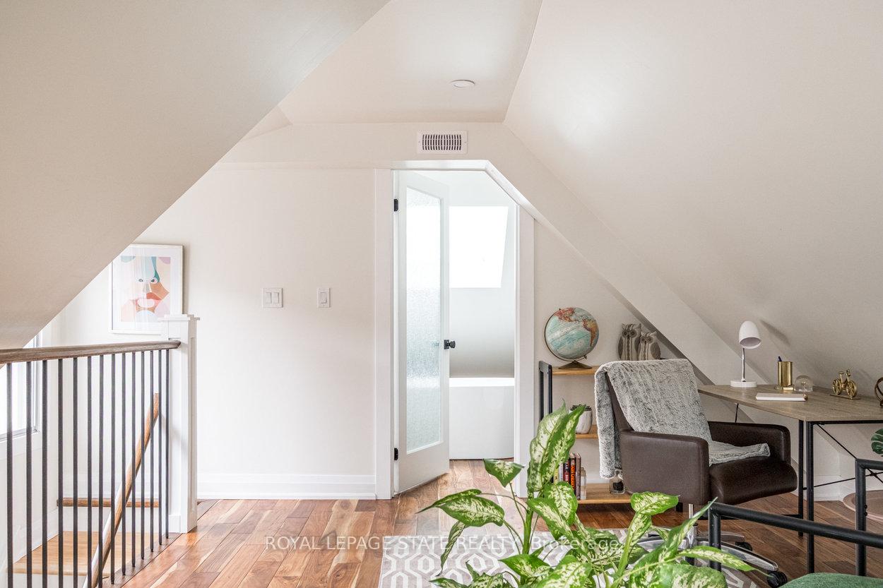 Photo 24 of 396 Charlton Avenue W, Hamilton, Kirkendall — HOMEH